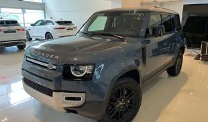 Land Rover Defender 2025