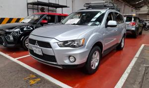 Mitsubishi Outlander 2013