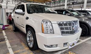 Cadillac Escalade 2013