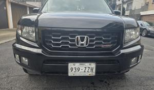 Honda Ridgeline Pick Up 2014