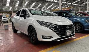 Nissan Versa 2023