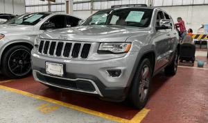 Chrysler Grand Cherokee 2015