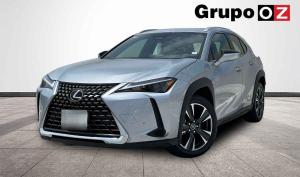 Lexus UX 2025