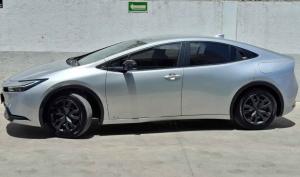 Toyota Prius 2024