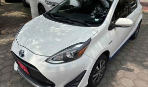 Toyota Prius 2021