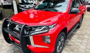 Mitsubishi L200 2024