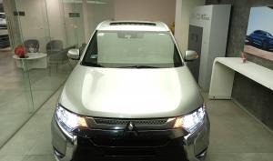 Mitsubishi OUTLANDER PHE LTD HYBRID 2020
