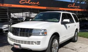 Lincoln Navigator 2011