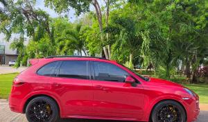 Porsche Cayenne 2014