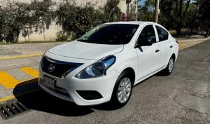 Nissan Versa 2020