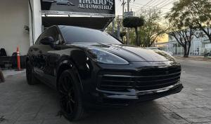 Porsche Cayenne 2020