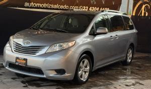 Toyota Sienna 2015