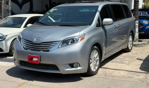 Toyota Sienna 2015