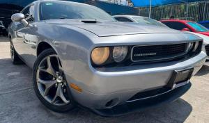 Dodge Challenger 2014