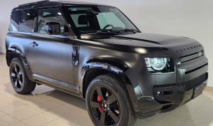 Land Rover Defender 2021