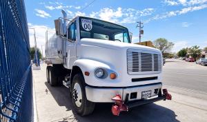 Freightliner FL 112 2000