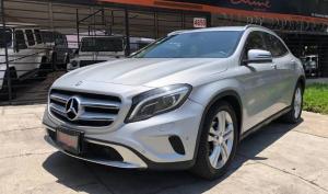 Mercedes Benz GLA 200 2015