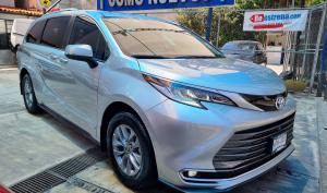 Toyota Sienna 2021