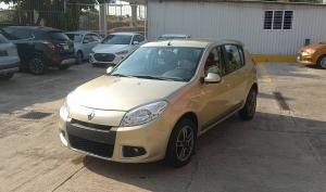 Renault Sandero 2012
