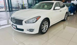 Infiniti Q70 2019