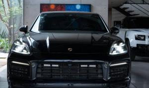Porsche Cayenne 2021