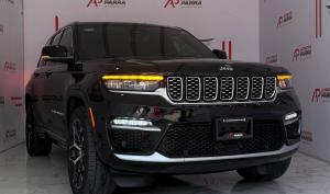 Jeep Grand Cherokee Summit 2023