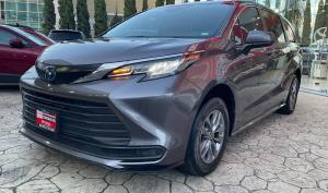 Toyota Sienna 2023
