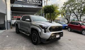 Toyota Tacoma 2024