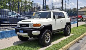Toyota FJ Cruiser 2012