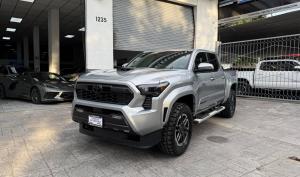 Toyota Tacoma 2024