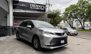 Toyota Sienna 2021