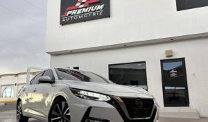 Nissan Sentra Exclusive 2020