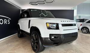 Land Rover Defender 2024
