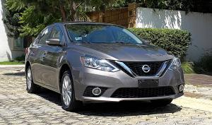 Nissan Sentra Advance 2017