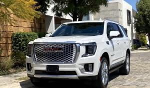 GMC Yukon Denali 2023