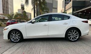 Mazda 3 2023