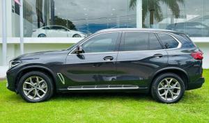 BMW X5 2023