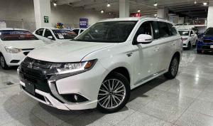 Mitsubishi Outlander 2020