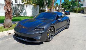 Porsche Taycan 2021
