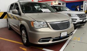 Chrysler Town  Country 2014
