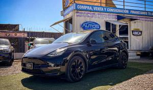 Tesla Model Y 2022