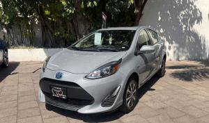 Toyota Prius 2021