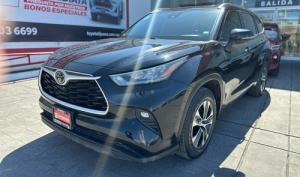 Toyota Highlander 2021