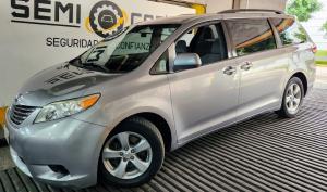 Toyota Sienna 2016