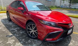 Toyota Camry 2021