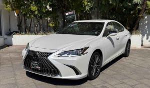 Lexus ES 2024