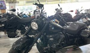 BMW R 2024