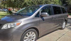 Toyota Sienna 2016