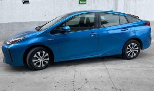 Toyota Prius 2021