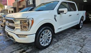 Ford Lobo Limited HEV 2023